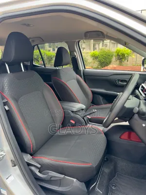 Toyota Raize 2020 Silver