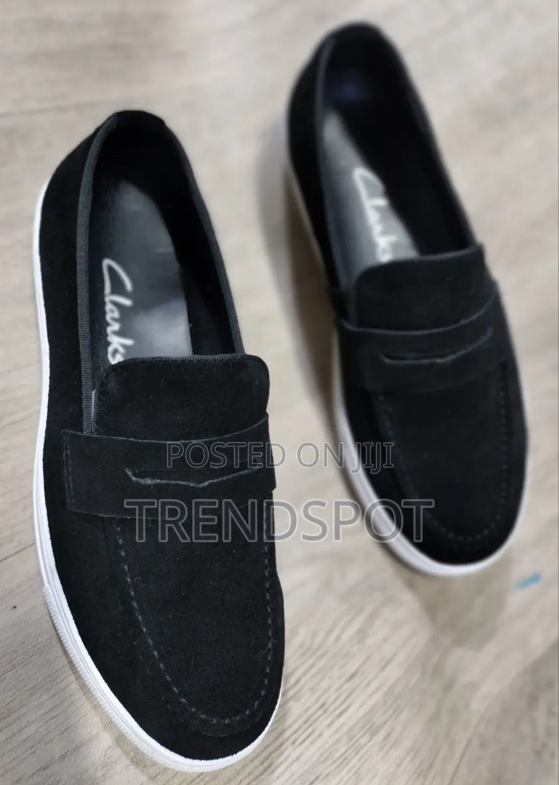 Clarks Casual Size 39________46.Black