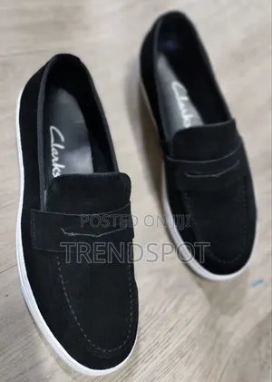 Clarks Casual Size 39________46.Black