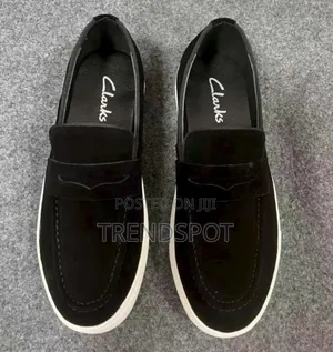 Clarks Casual Size 39________46.Black