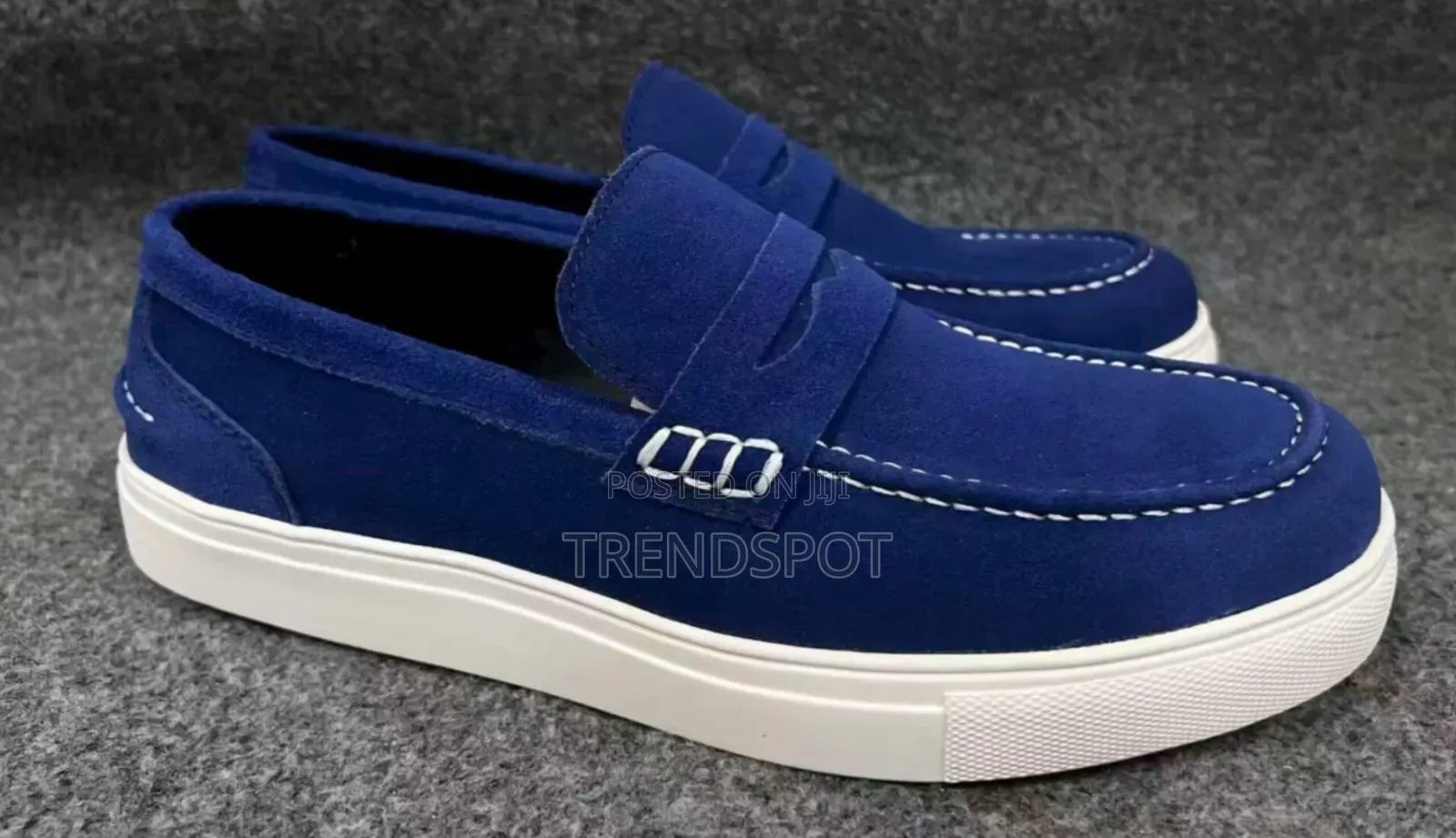 Clarks Casual 
Blue