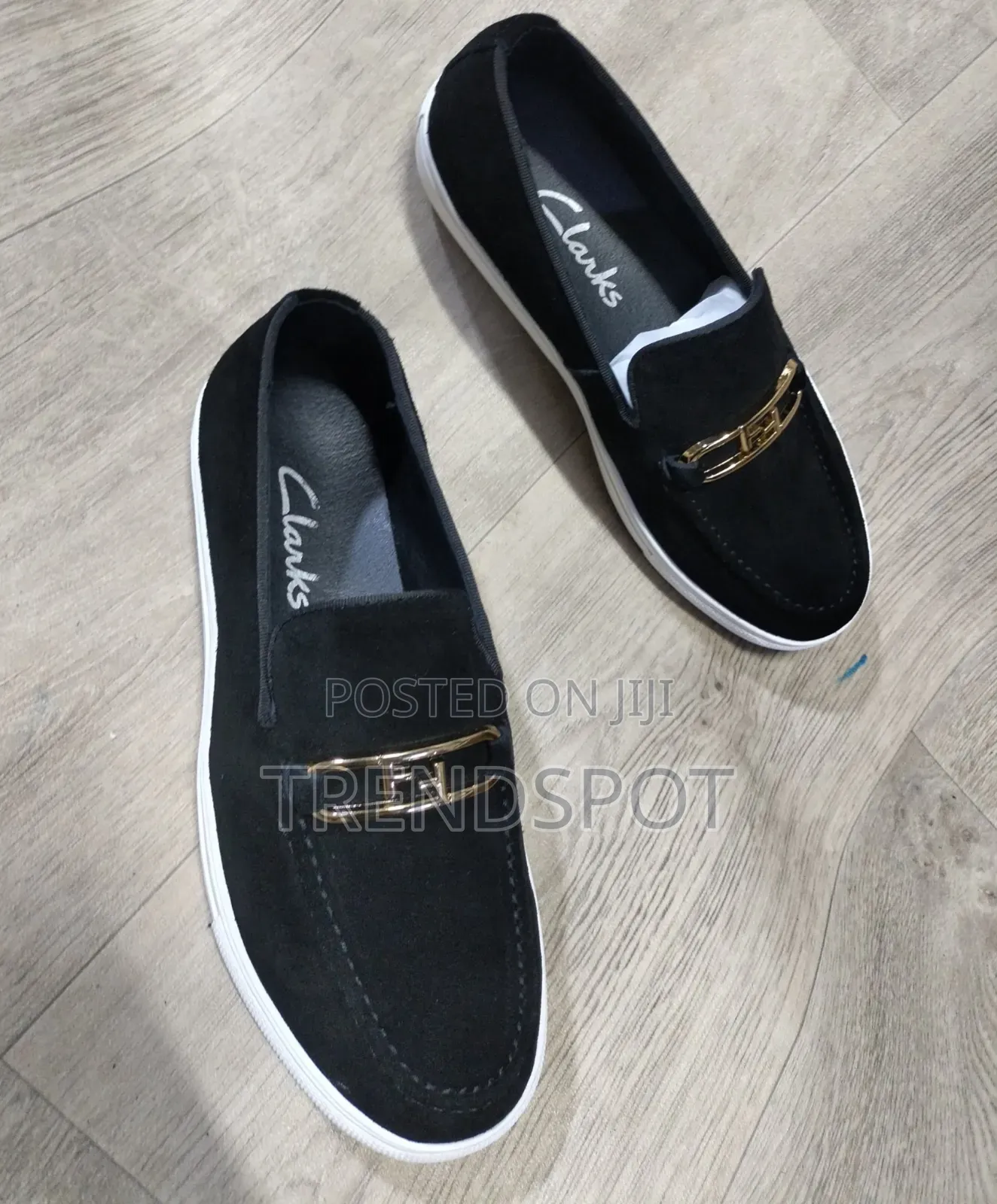 Clarks Casual 
Blue