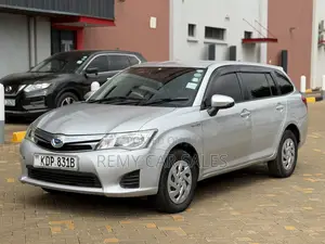 Toyota Corolla Fielder 2015 Silver
