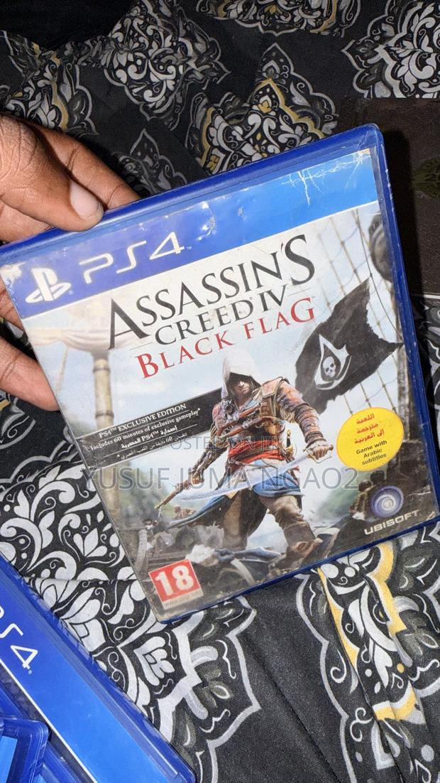 Playstation 4 - thumbnail 2