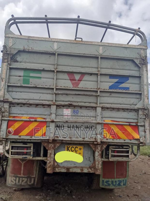 Isuzu FVZ 6×4 - thumbnail 2
