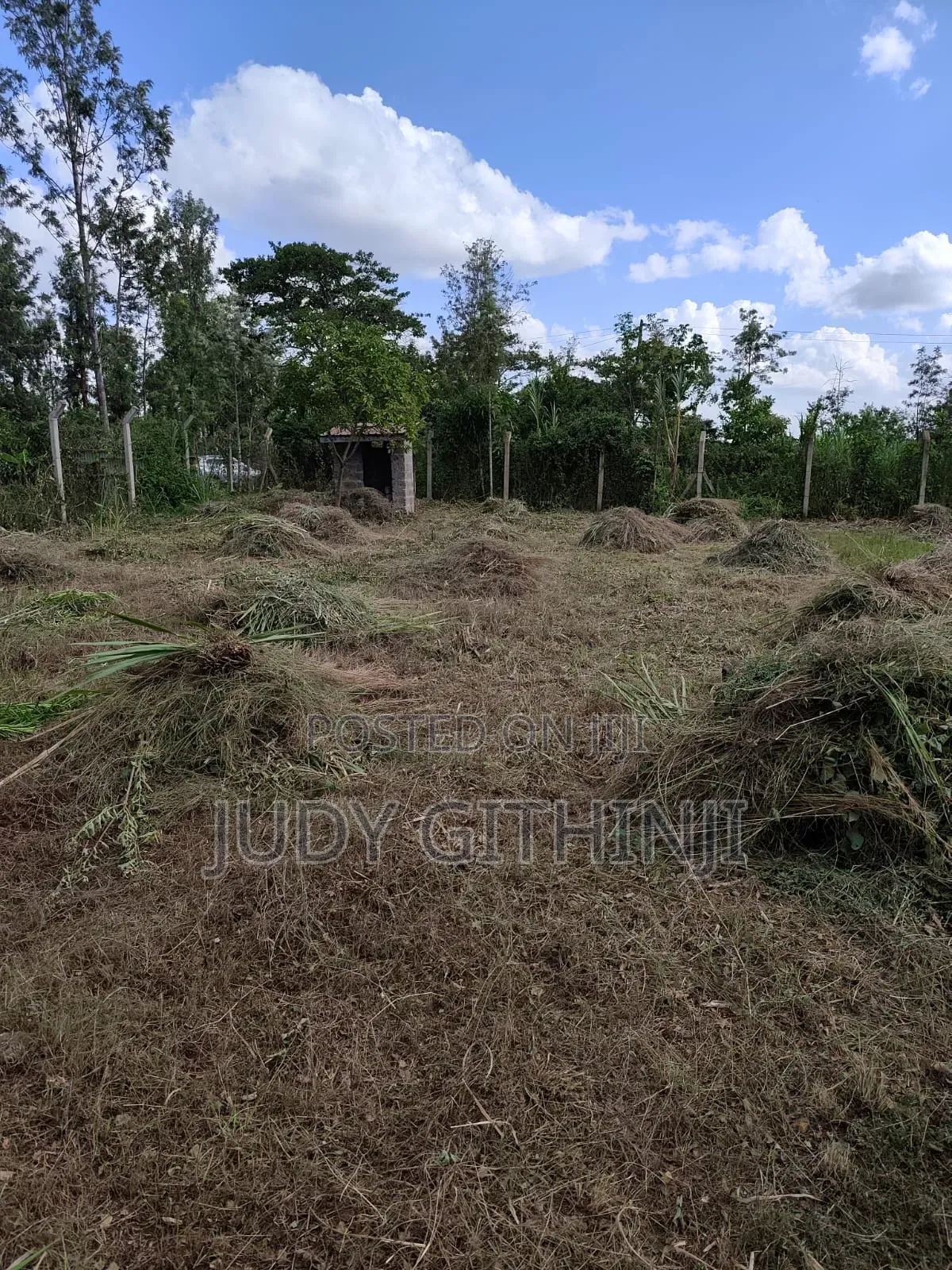 4.5 Acres at Kenol Kabati