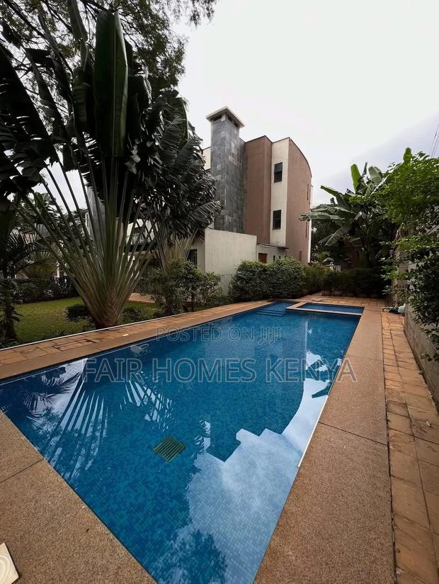 5bdrm Townhouse / Terrace in Lavington Green, Muthangari for rent