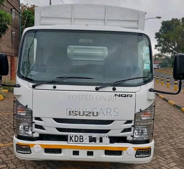 Isuzu NQR 2021 - thumbnail 3
