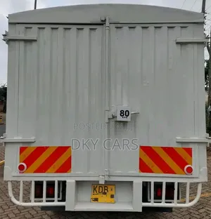 Isuzu NQR 2021