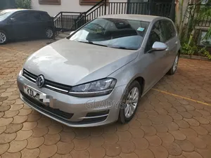 Volkswagen Golf 2016 Silver