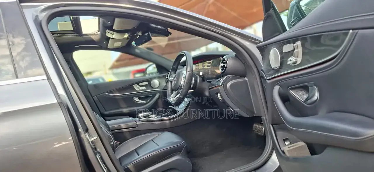 Mercedes-Benz E200 2018 Gray