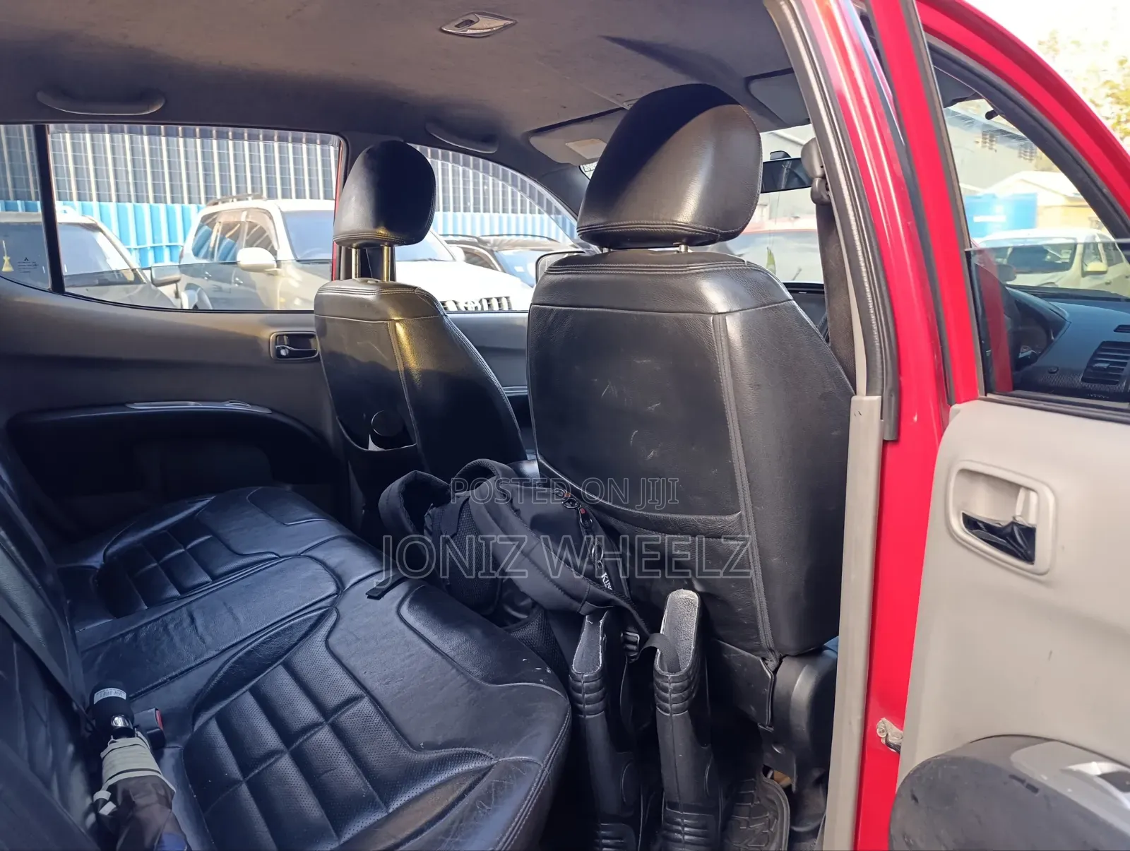 Mitsubishi L200 Club Cab 2.5 136hp 4WD 2012 Red