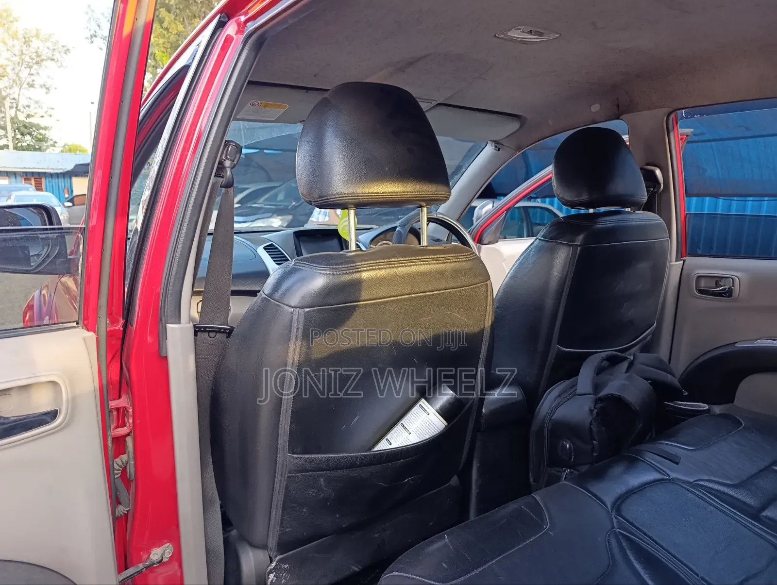 Mitsubishi L200 Club Cab 2.5 136hp 4WD 2012 Red