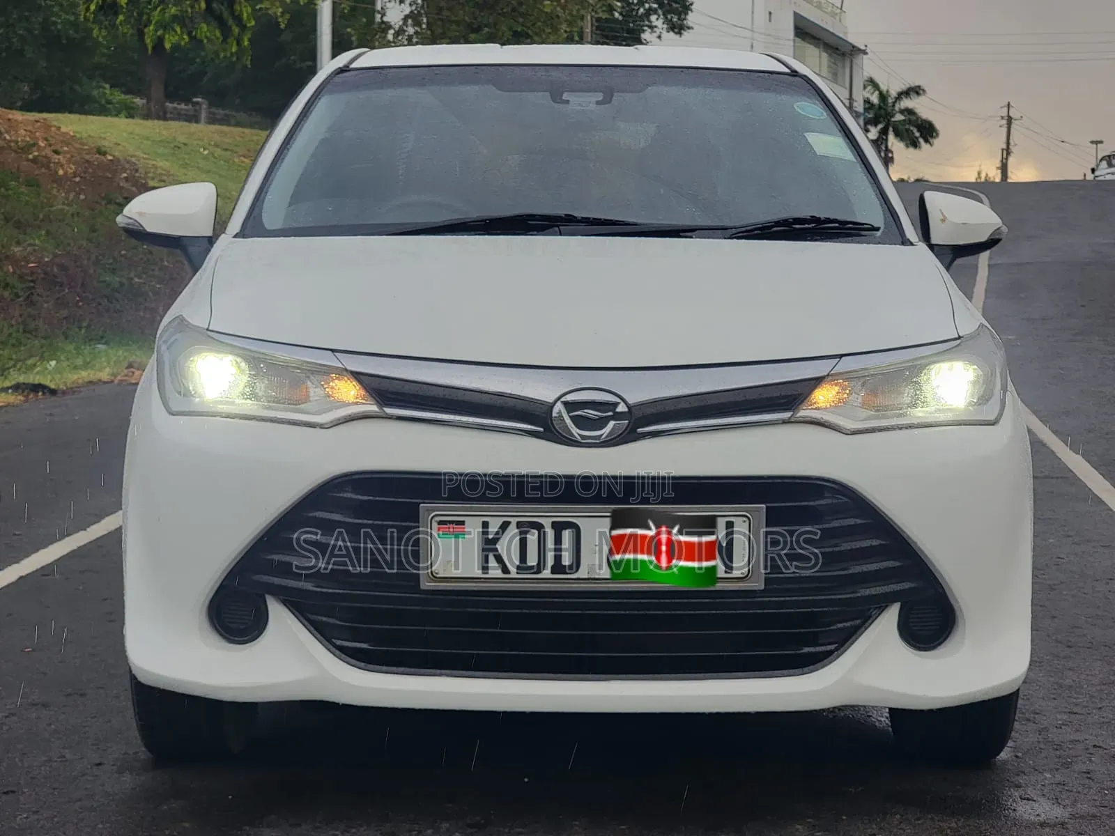 Toyota Corolla Fielder 2015 White