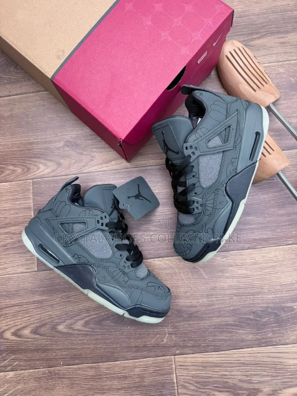 Men and Ladies Sneakers
