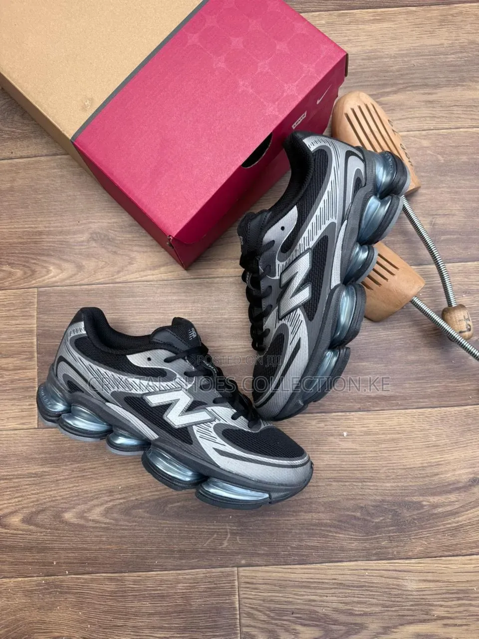 Men and Ladies Sneakers