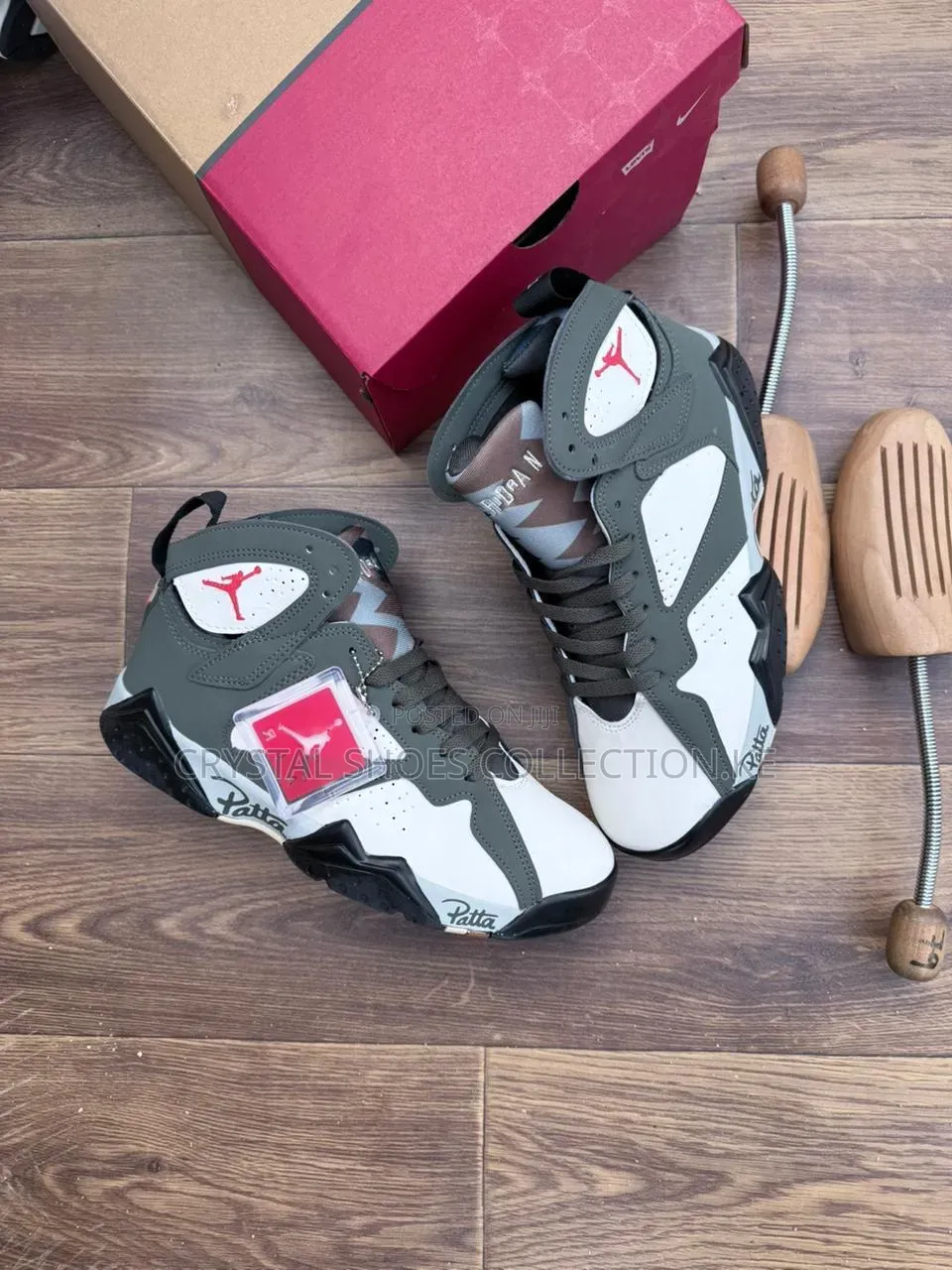 Men and Ladies Sneakers