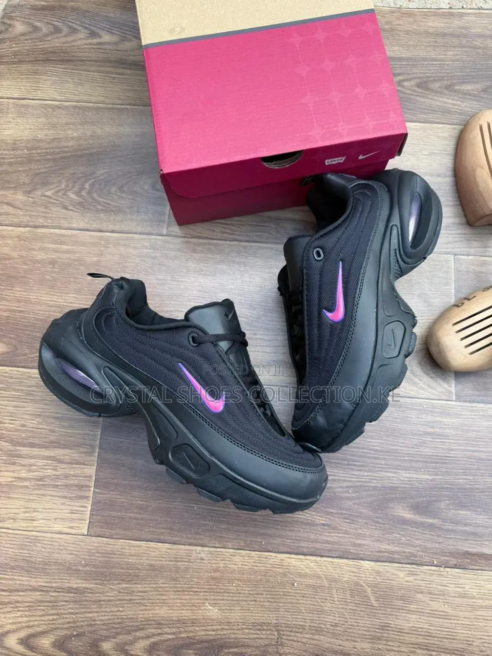 Men and Ladies Sneakers