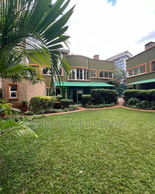 4bdrm Townhouse / Terrace in Riverside Drive for rent