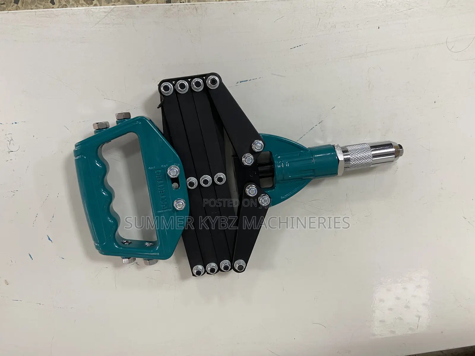 Lazy Tong Riveter