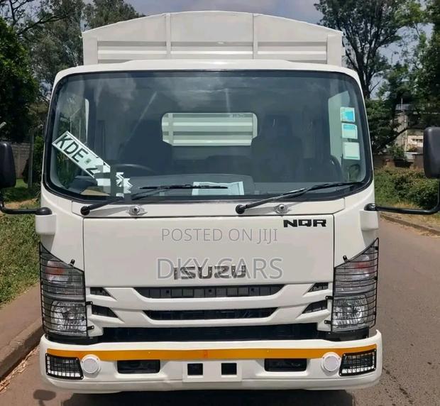 Isuzu NQR 2021 Local - thumbnail 2