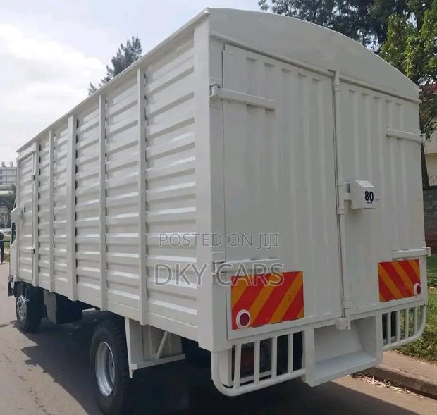 Isuzu NQR 2021 Local - thumbnail 3