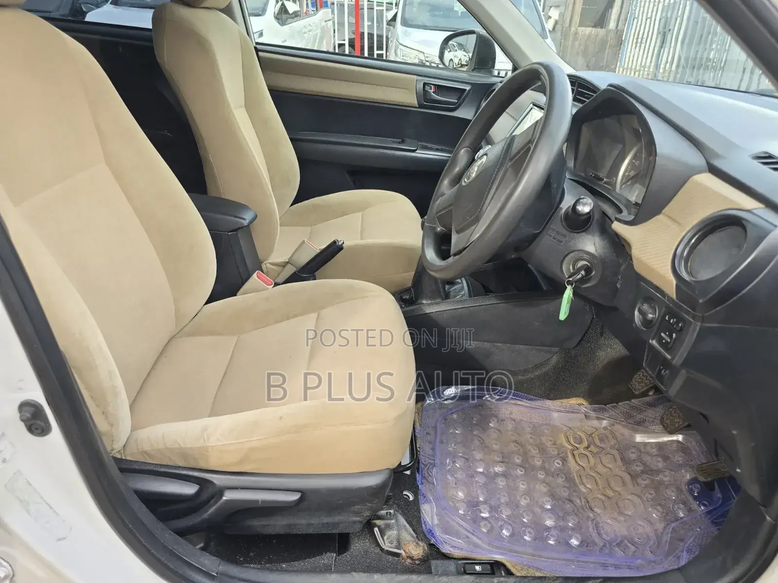 Toyota Axio 1.5 G 2WD 2013 White