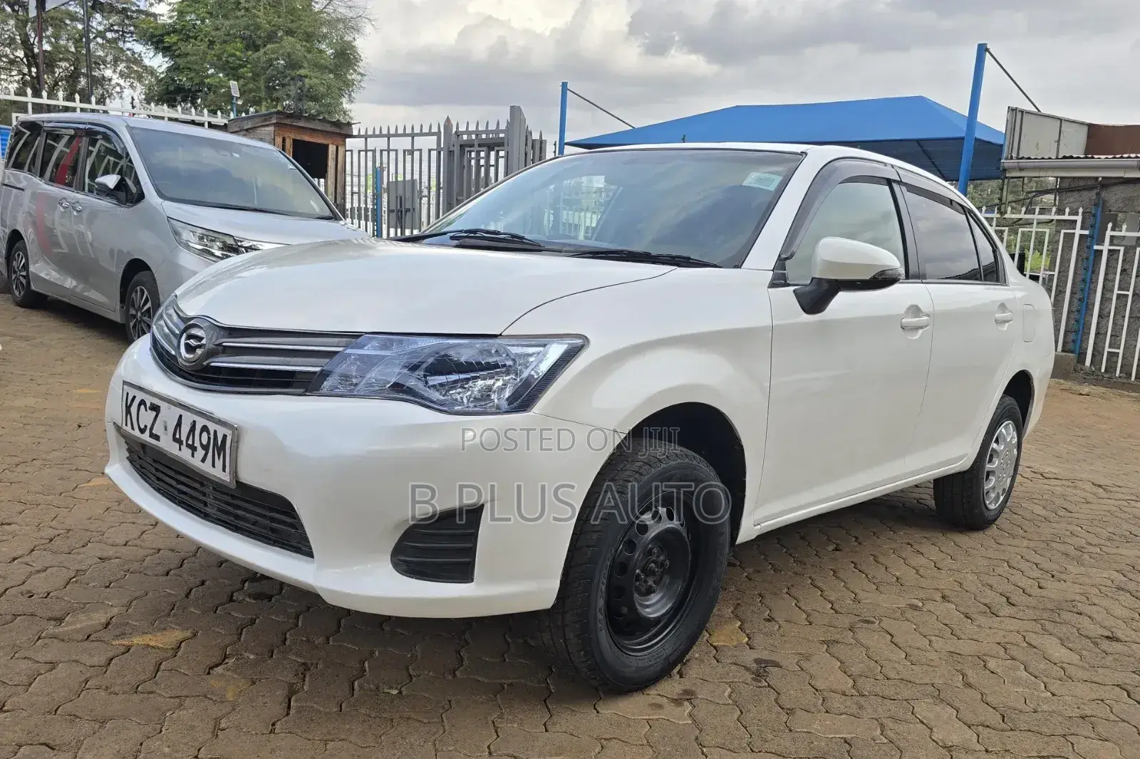 Toyota Axio 1.5 G 2WD 2013 White