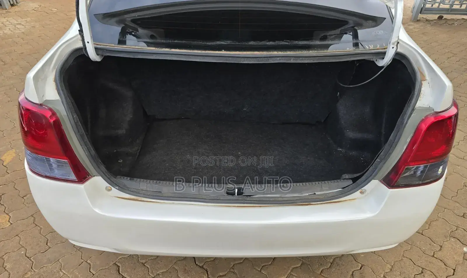 Toyota Axio 1.5 G 2WD 2013 White