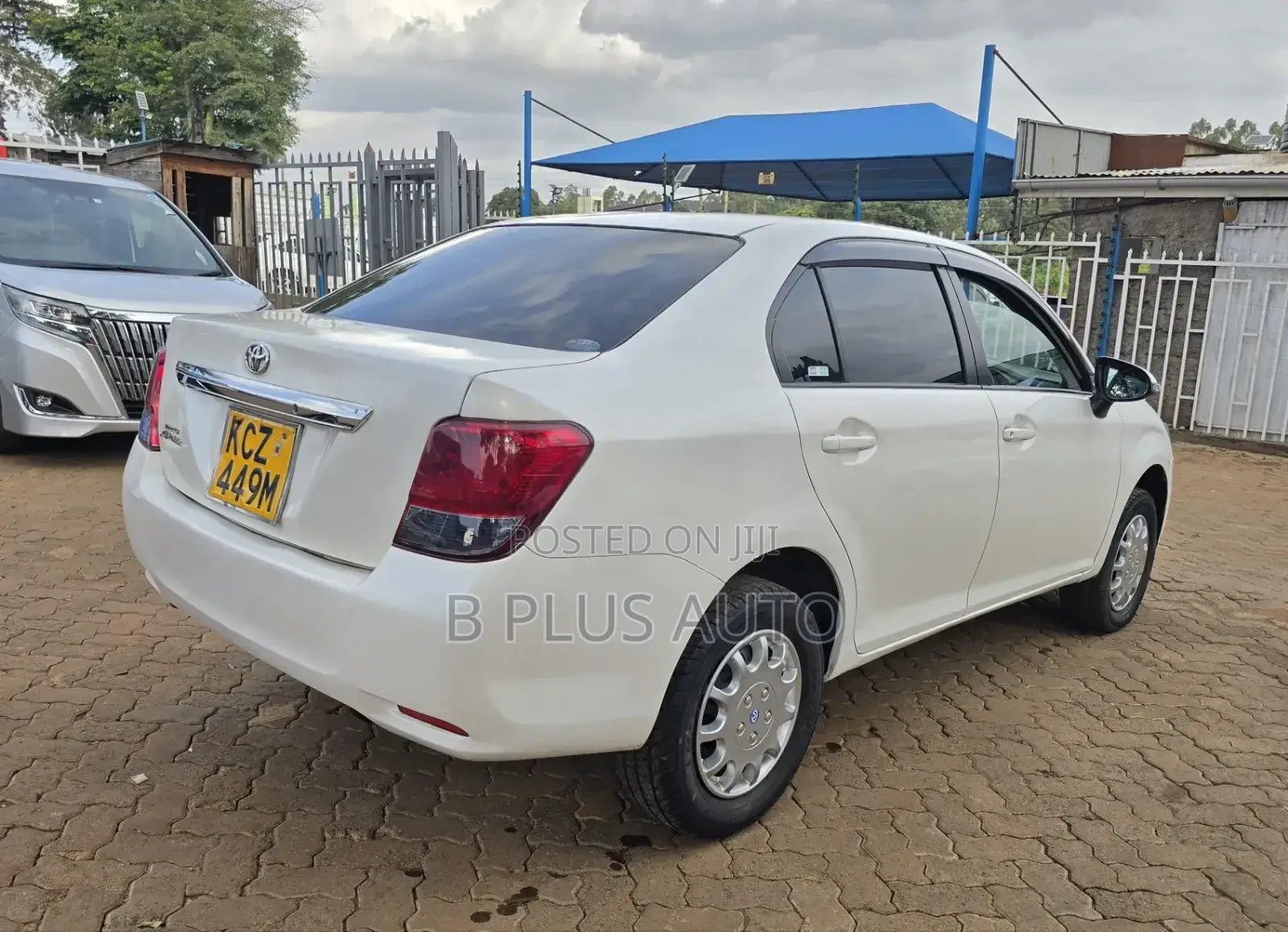 Toyota Axio 1.5 G 2WD 2013 White