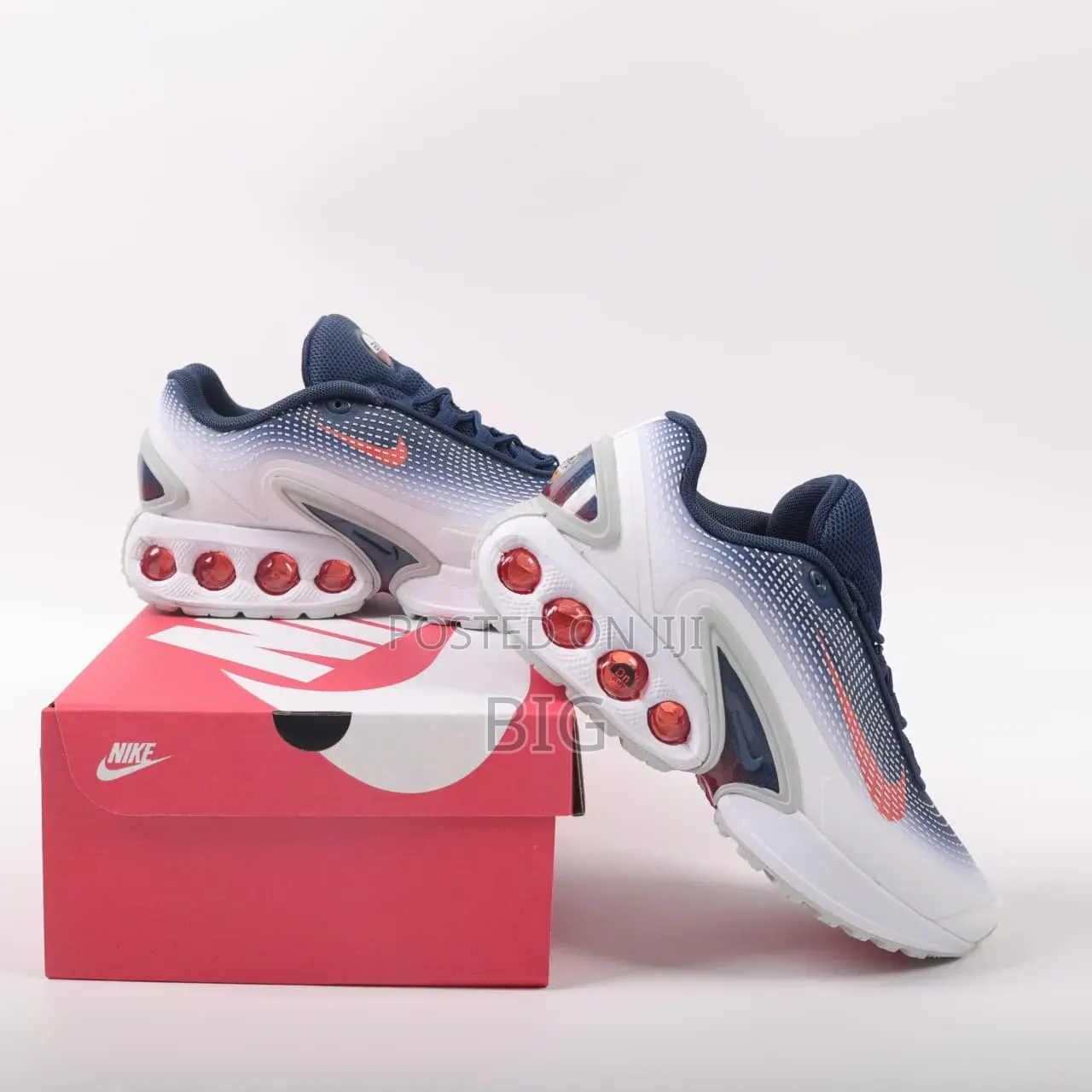 Nike Dn Sneakers