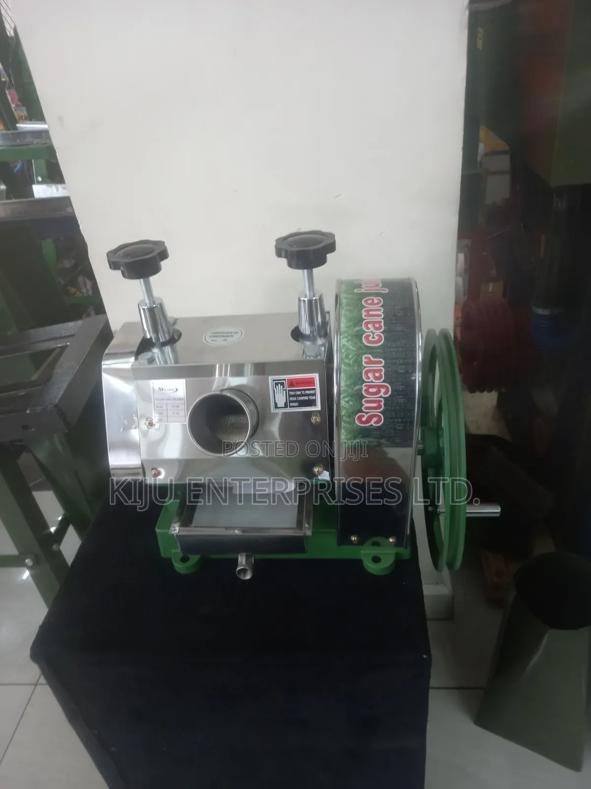 Sugarcane Juice Extractor Machine | Commercial Sugarcane Juicer