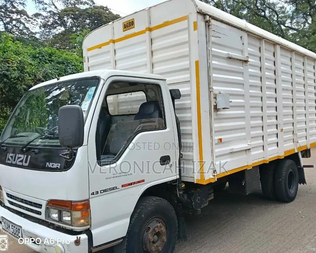 Isuzu NQR Local 2000 White - thumbnail 11