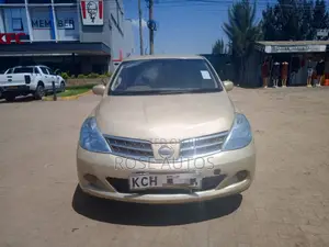 Nissan Tiida 2009 Gold