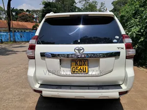 Toyota Land Cruiser Prado 2011 White