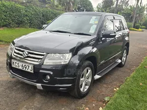 Suzuki Escudo 2011 Black