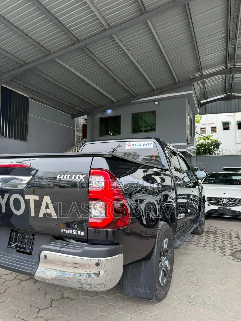 Toyota Hilux 2022 Black