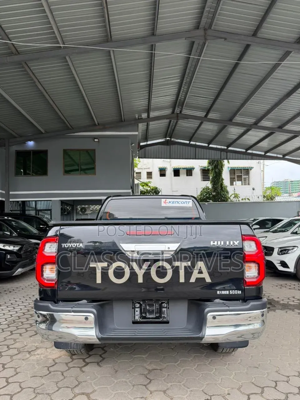 Toyota Hilux 2022 Black