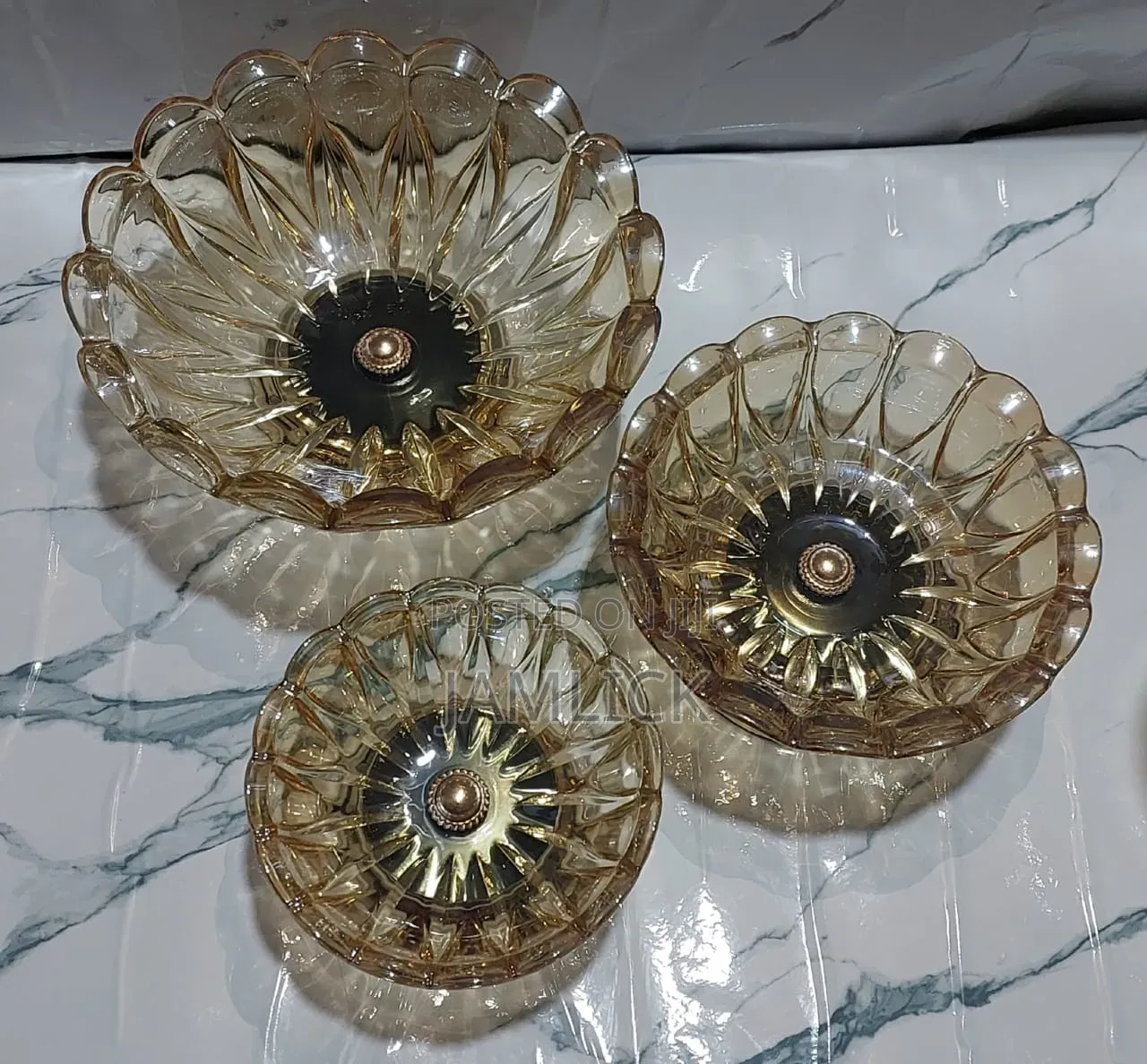 High Quality 3 Arm Elegant Multi-Purpose Display Serving Bowls
- Pm