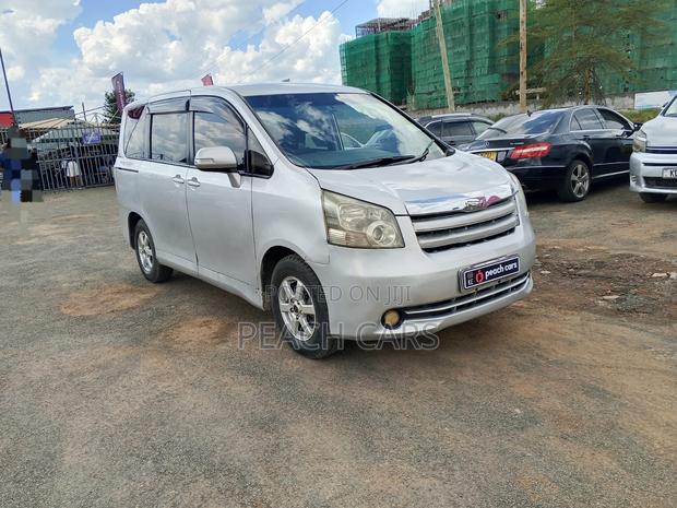 Toyota Noah 2009 Silver - thumbnail 6