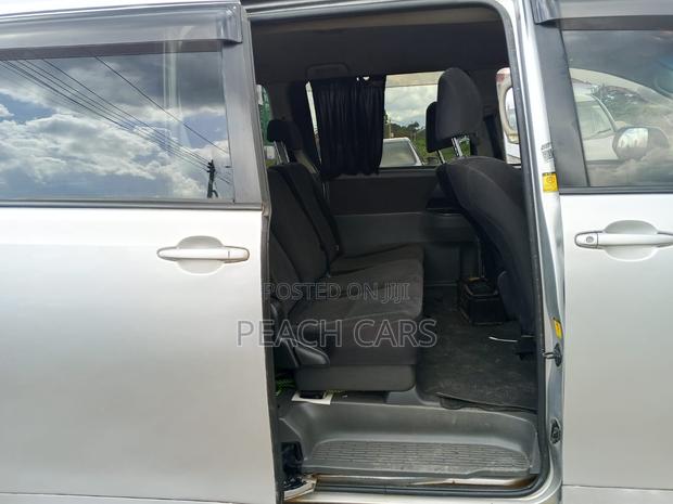 Toyota Noah 2009 Silver - thumbnail 9
