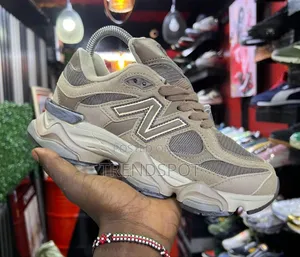 New Balance 9060 “ Mushroom Timberwolf”