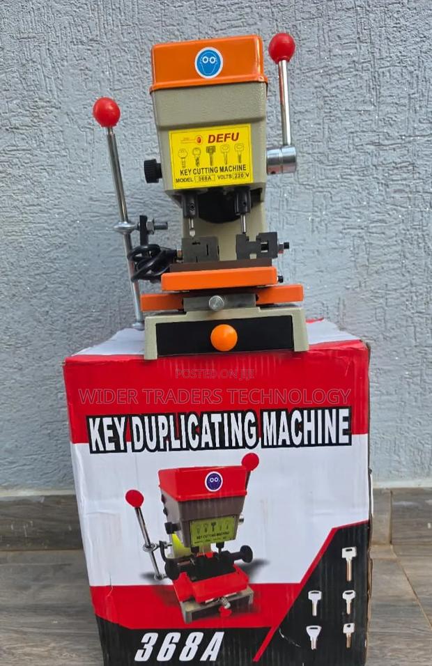 Defu Key Cutting Machine 
Defu368 - thumbnail 2