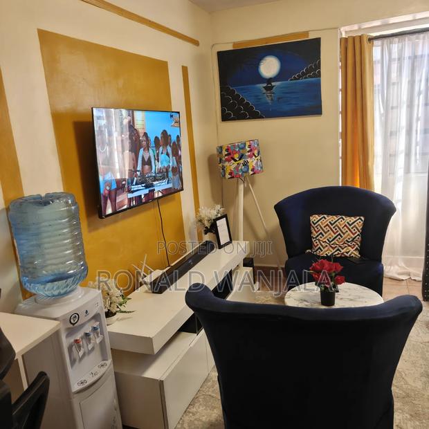 Studio $ One-Bedroom Airbnbs - thumbnail 5