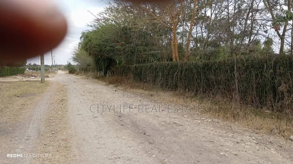 Kitengela 2.5km From Kag University 10 Acres