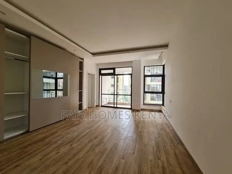 4bdrm Duplex in Riverside Drive for rent