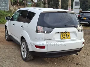 Mitsubishi Outlander SE 2010 Pearl
