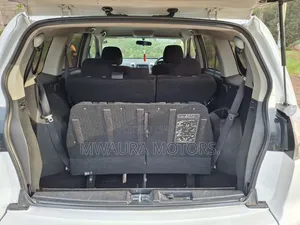 Mitsubishi Outlander SE 2010 Pearl