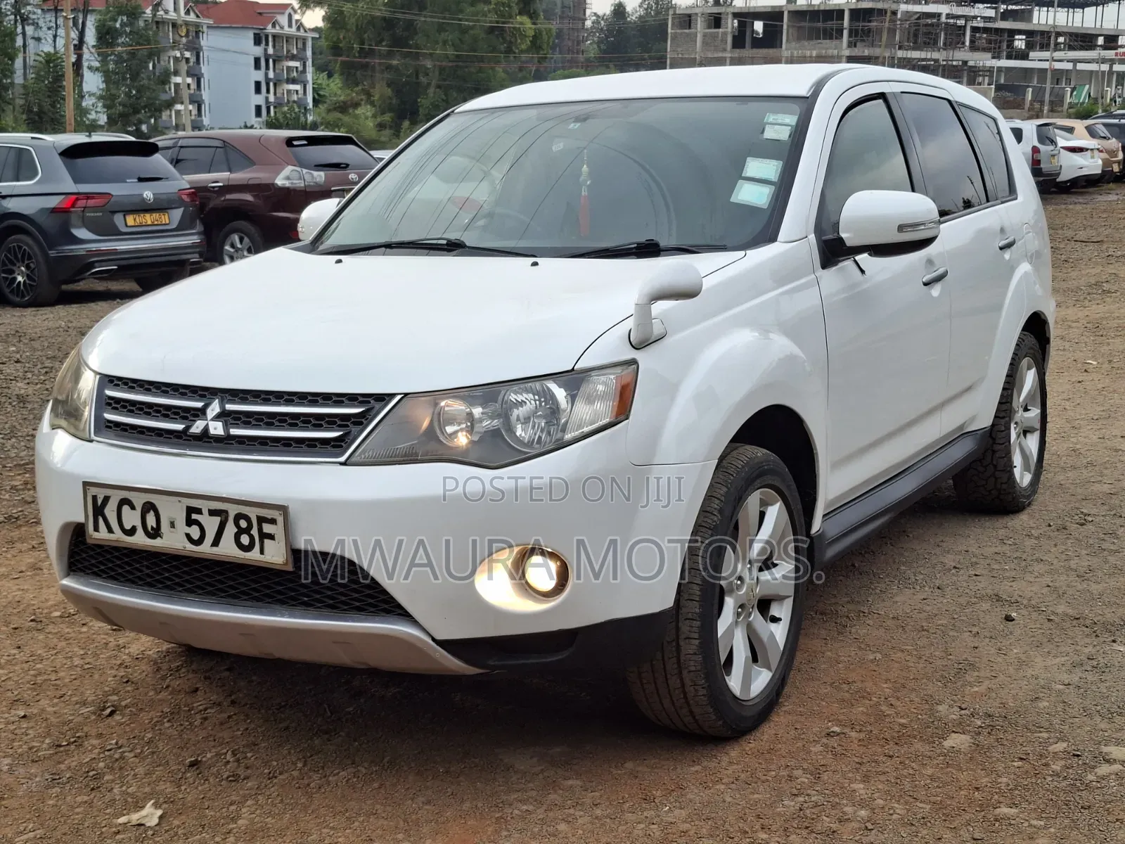 Mitsubishi Outlander SE 2010 Pearl