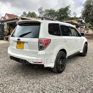 Subaru Forester 2.0 X Comfort 2008 White